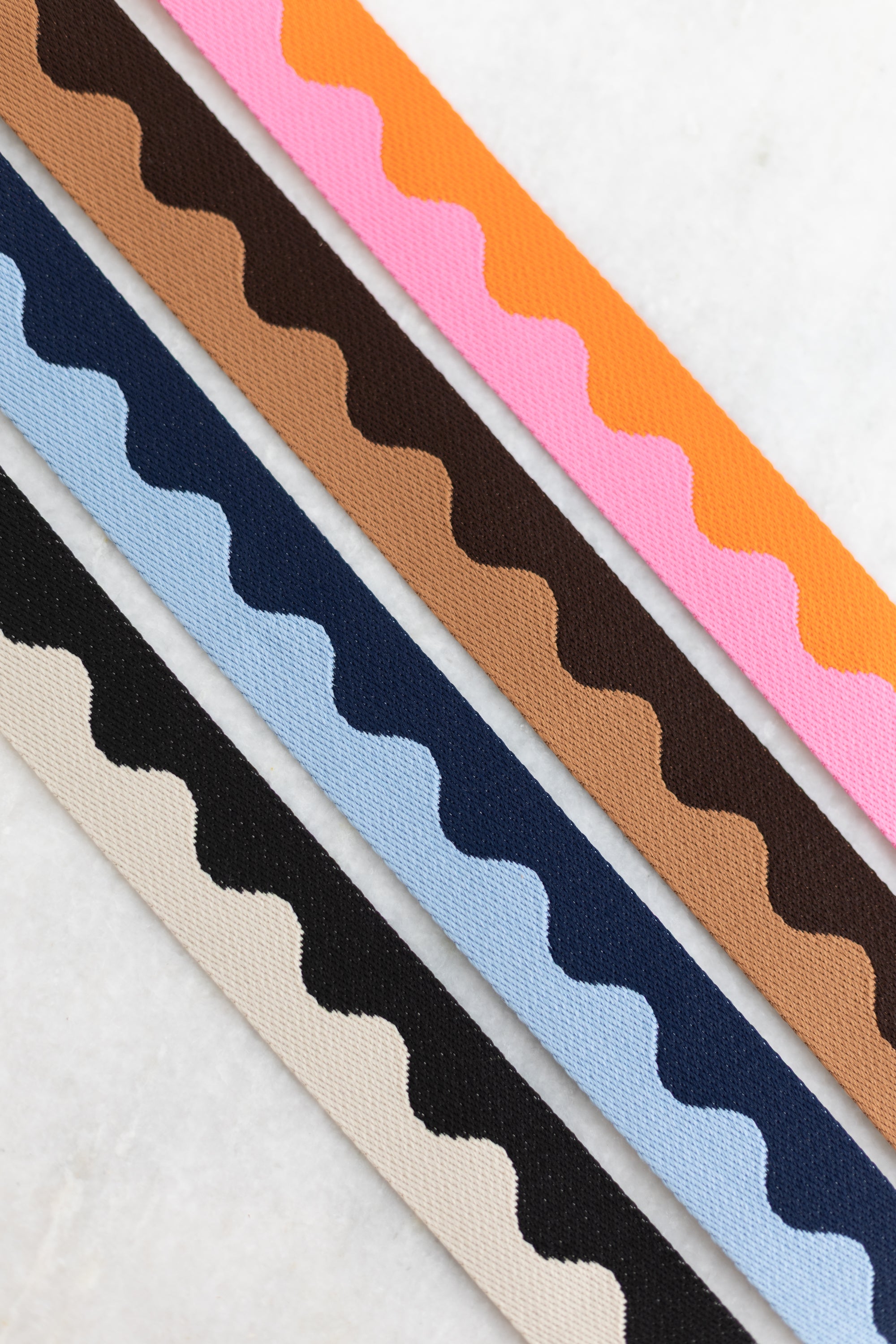 Wavy Webbing (1.5"-wide) Sold by the Yard