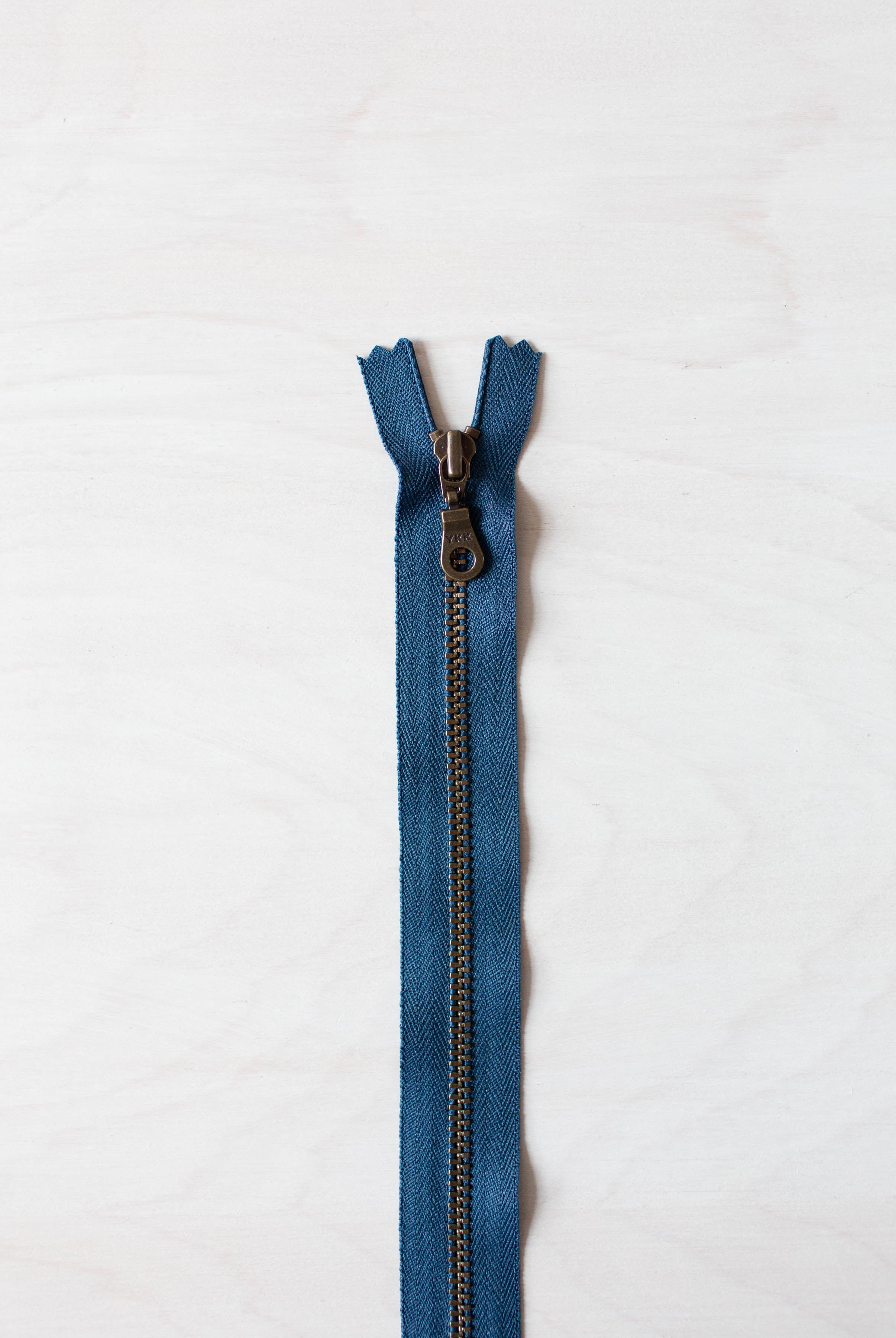 Color Antique Brass/Storm Blue