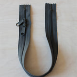 Color Dark Gray