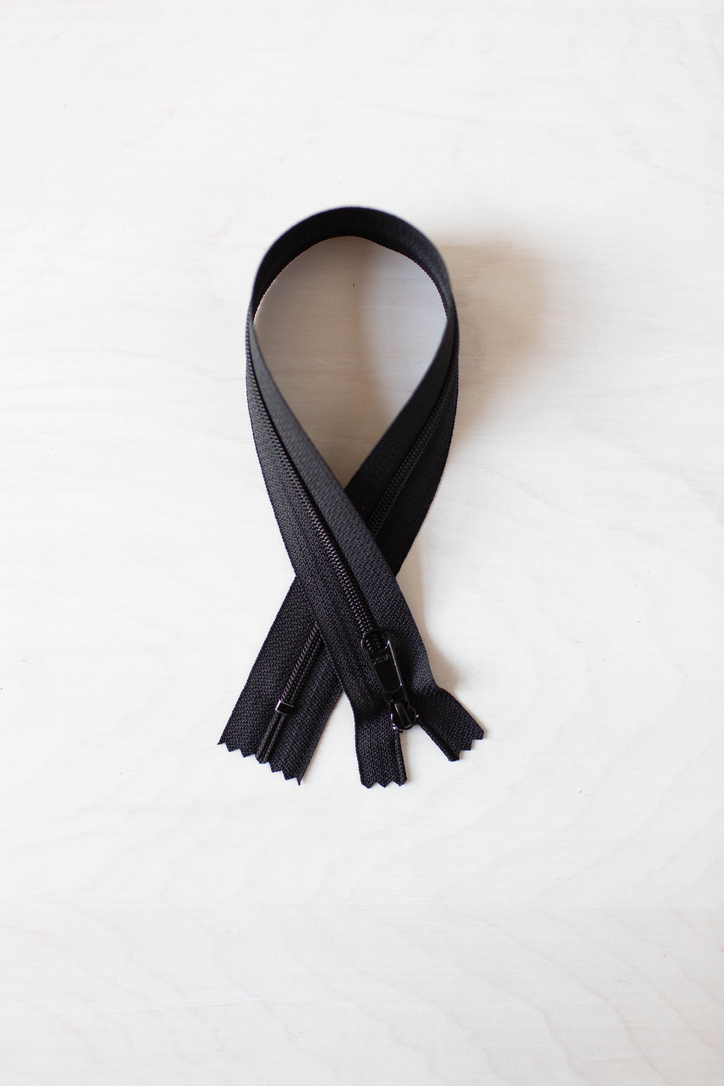 Color Black