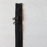 Color Black