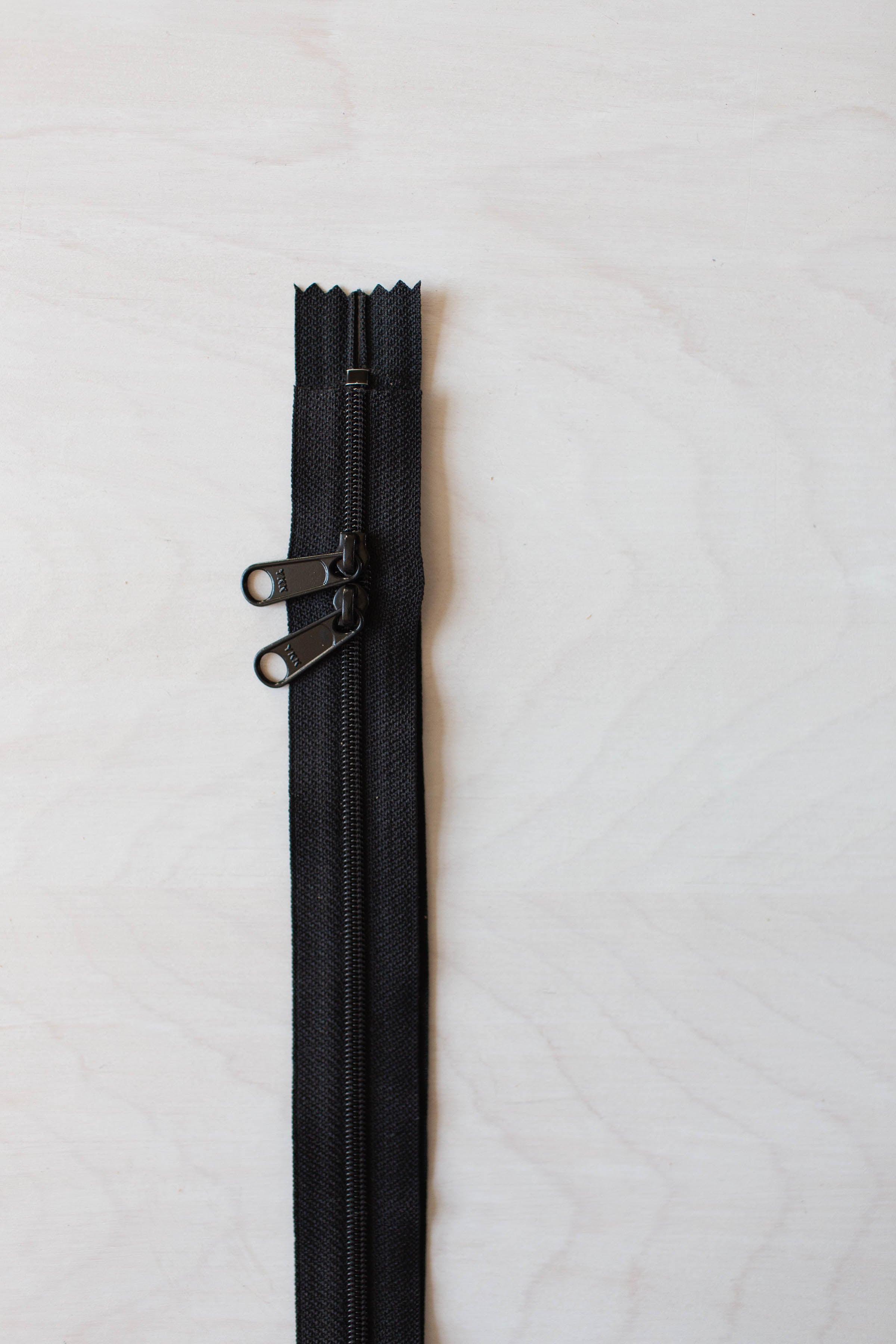 Color Black