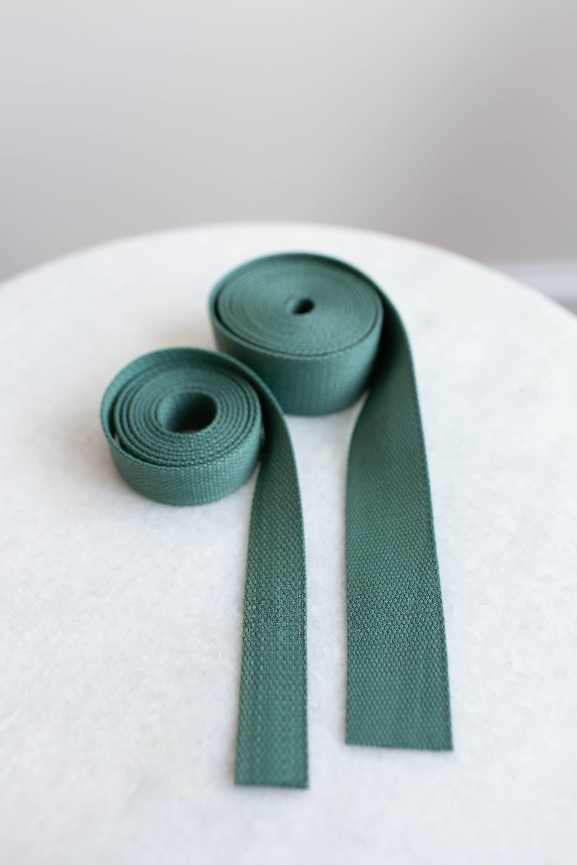 Color Smokey Green
