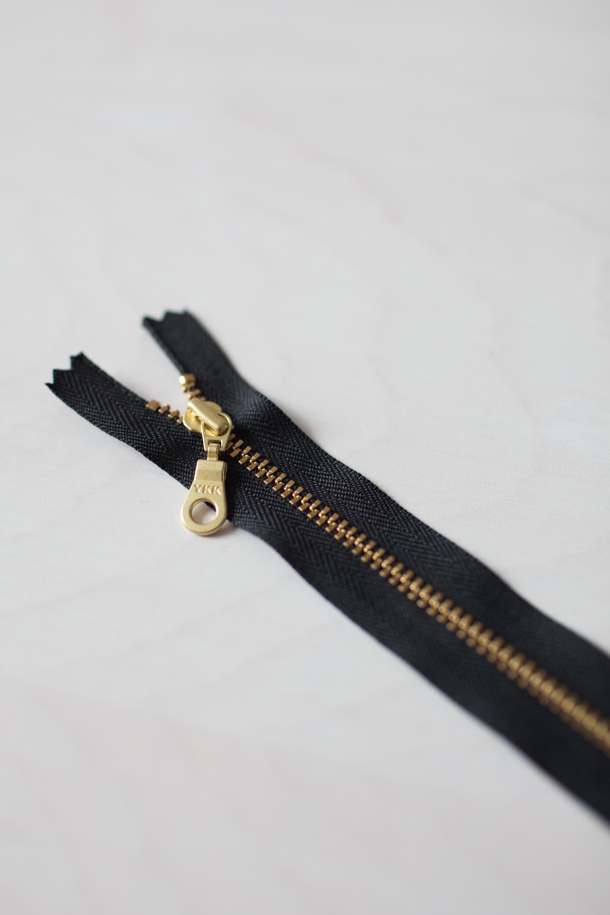 Color Brass/Black