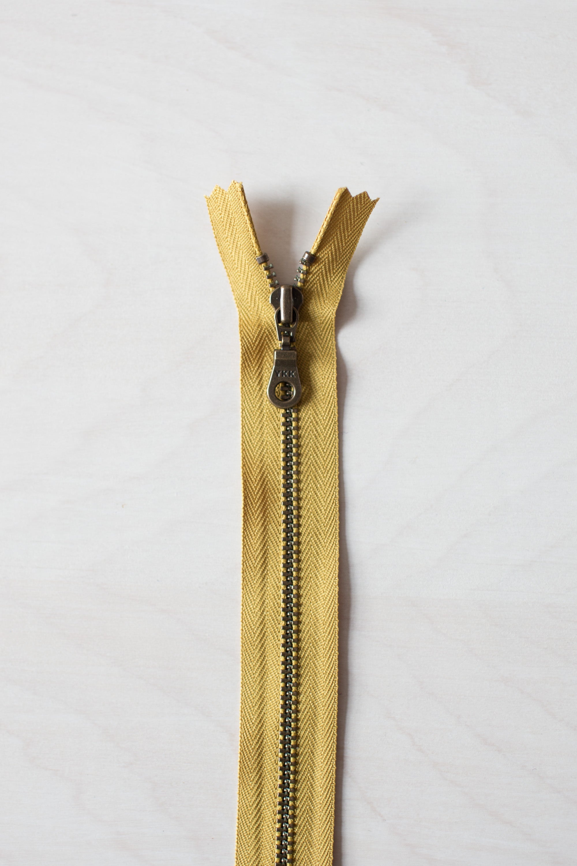 6"/15.5cm Metal Zipper