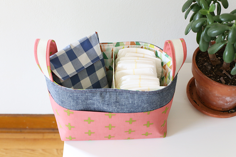 Spring Divided Basket + Diaper Pouch - Noodlehead